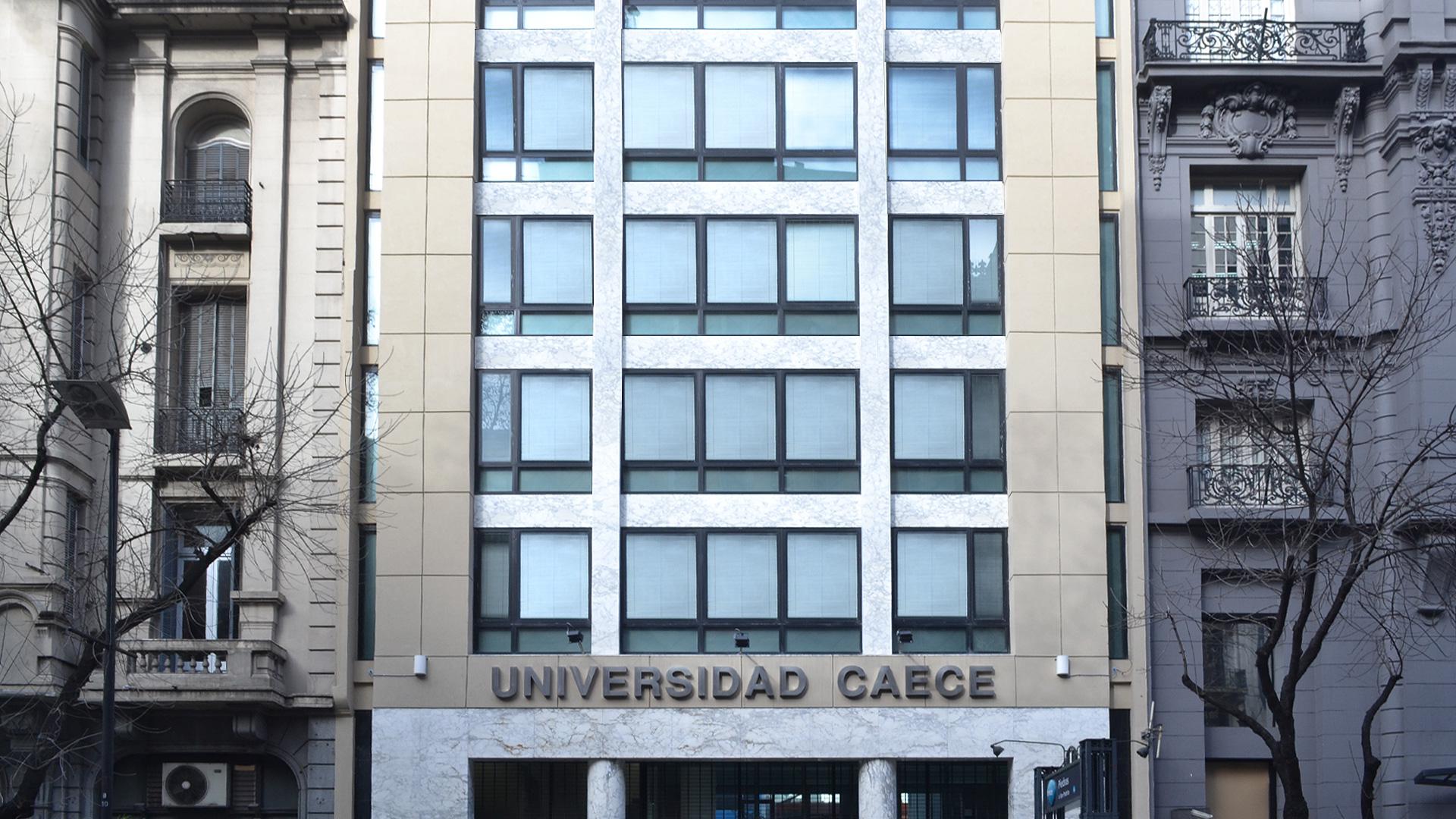 U.CAECE – Sede Av.de Mayo